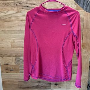 Long sleeve active top